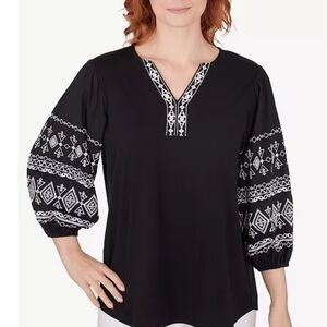 Ruby Rd Woman Black With White Embroidery 3/4 Bell Sleeve Top Size 2X